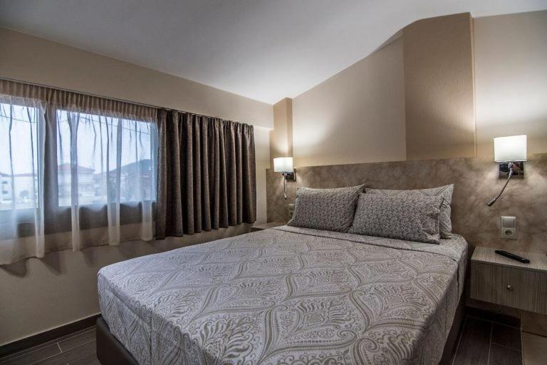 סטאברוס Elia Luxury Apartments מראה חיצוני תמונה